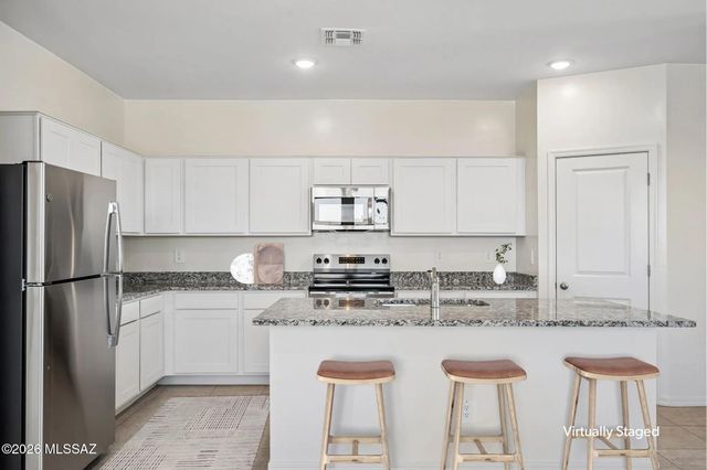 6749 W Mission Lake Way W, Tucson, AZ 85757