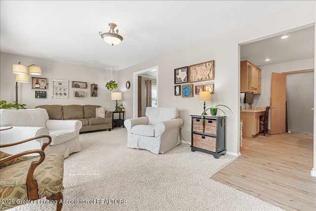 1615 W Ottawa Street, Lansing, MI 48915