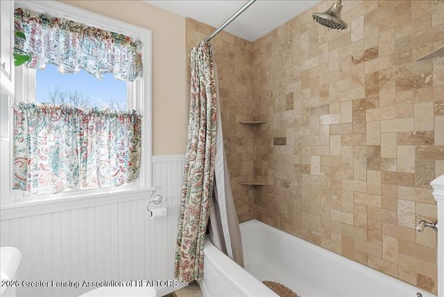 1615 W Ottawa Street, Lansing, MI 48915
