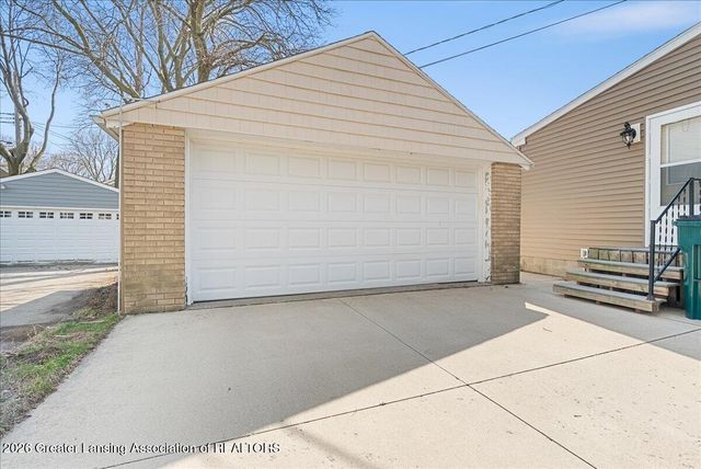 1615 W Ottawa Street, Lansing, MI 48915