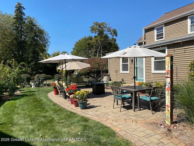 1615 W Ottawa Street, Lansing, MI 48915