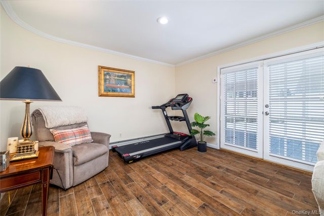 3930 Jane Lane, Oceanside, NY 11572