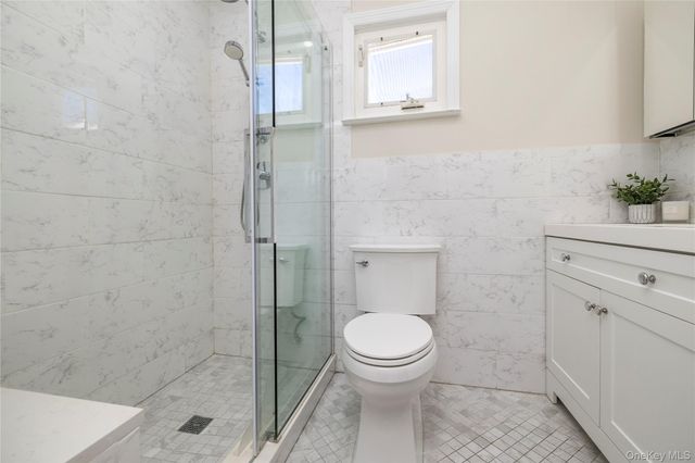 3930 Jane Lane, Oceanside, NY 11572