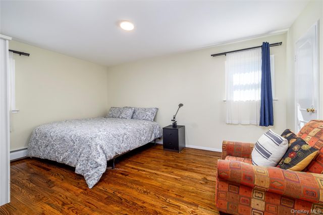 3930 Jane Lane, Oceanside, NY 11572