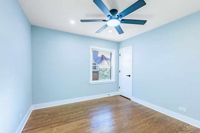 6210 S Keeler Avenue, Chicago, IL 60629