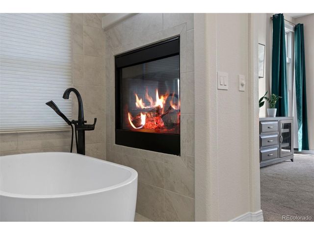 7164 Havenwood Dr, Castle Pines, CO 80108