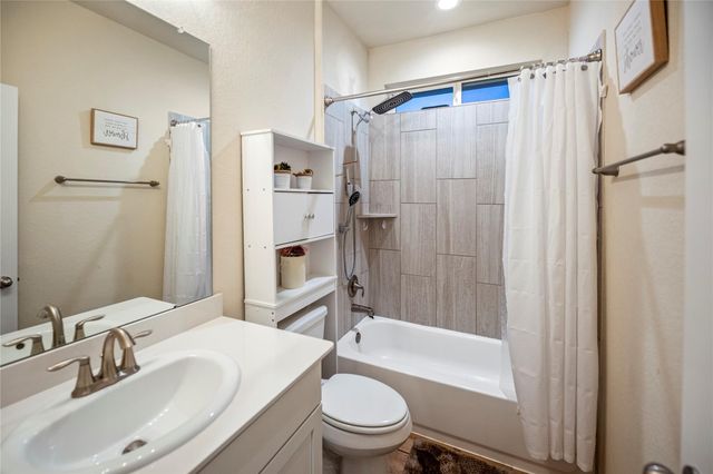 455 Road 6616, Dayton, TX 77535