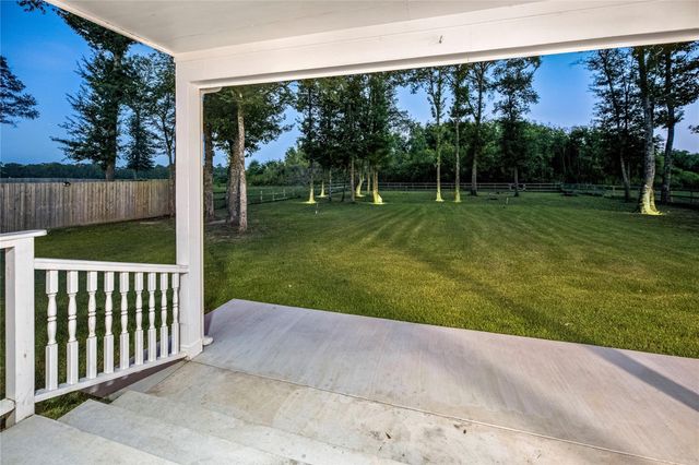 455 Road 6616, Dayton, TX 77535