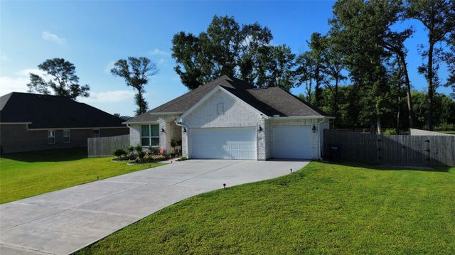 455 Road 6616, Dayton, TX 77535