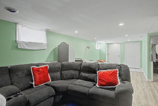 4034 Cleveland Street NE, Columbia Heights, MN 55421