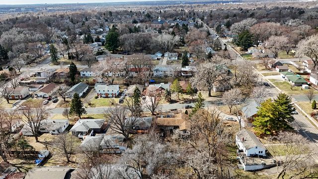 4034 Cleveland Street NE, Columbia Heights, MN 55421