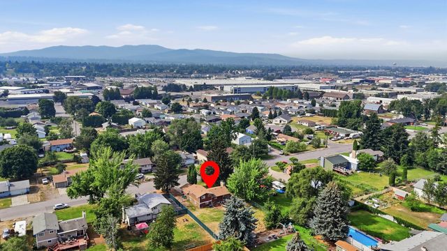 11319 E grace Ave, Spokane Valley, WA 99206