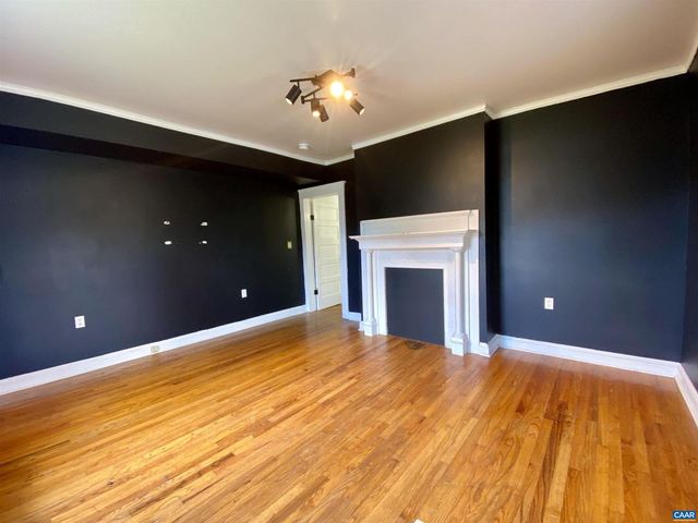 405 E KING ST, Gordonsville, VA 22942