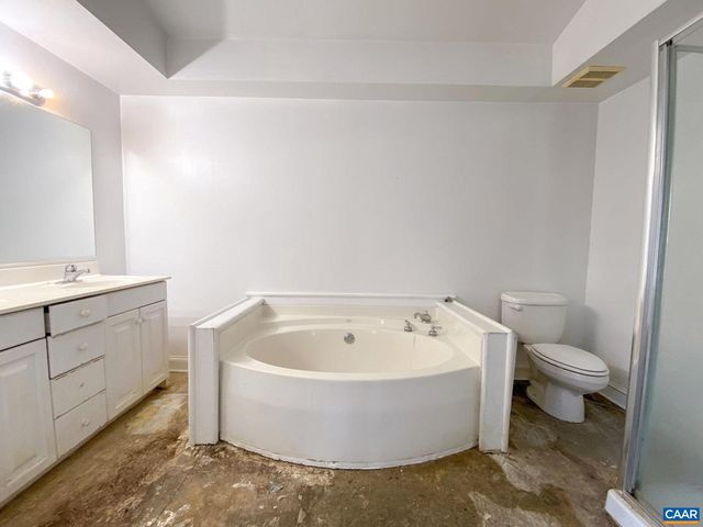 405 E KING ST, Gordonsville, VA 22942