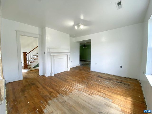 405 E KING ST, Gordonsville, VA 22942