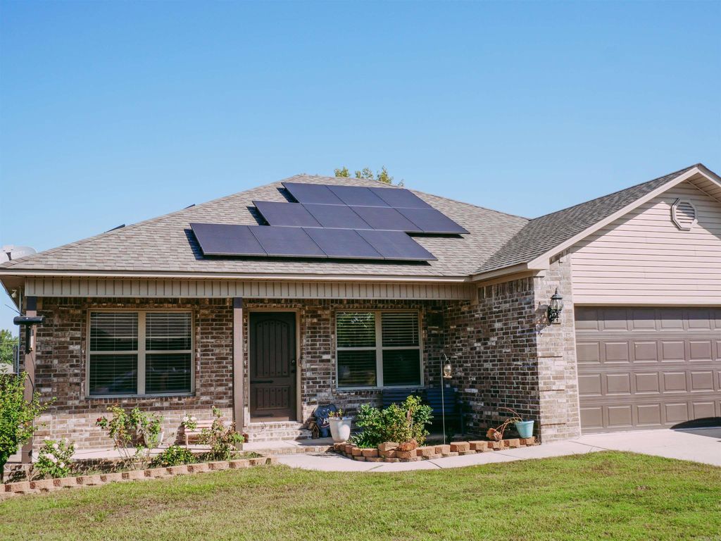 10 Patti Cove, Ward, AR 72176