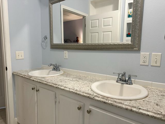 721 Coventry Road, Defuniak Springs, FL 32433