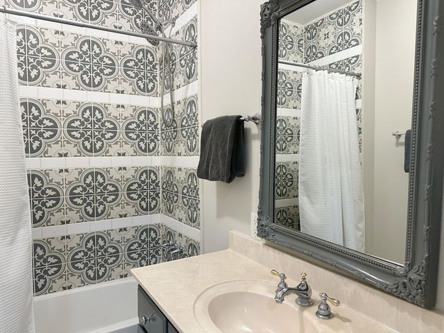 721 Coventry Road, Defuniak Springs, FL 32433