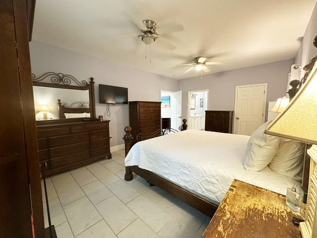 721 Coventry Road, Defuniak Springs, FL 32433