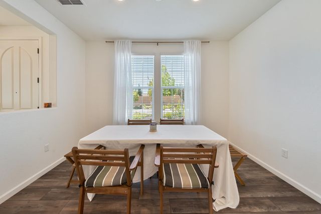 148 Terrawood Ct, Roseville, CA 95747