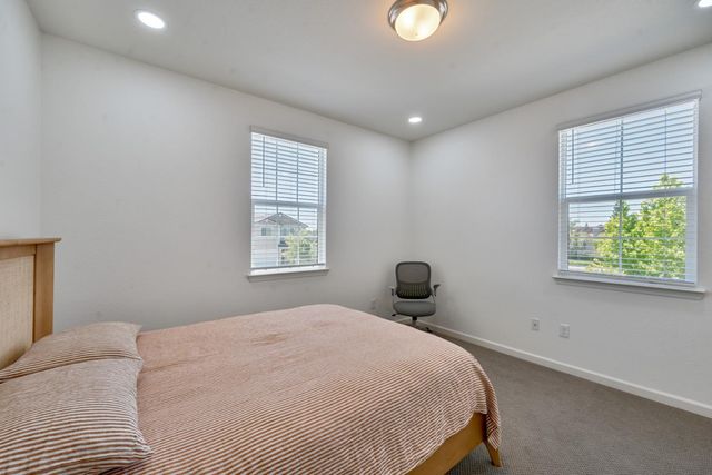 148 Terrawood Ct, Roseville, CA 95747