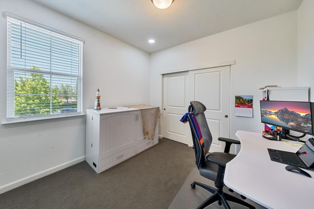 148 Terrawood Ct, Roseville, CA 95747