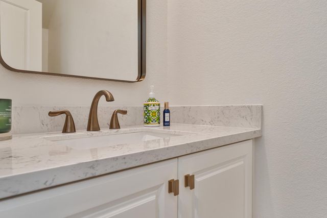 148 Terrawood Ct, Roseville, CA 95747