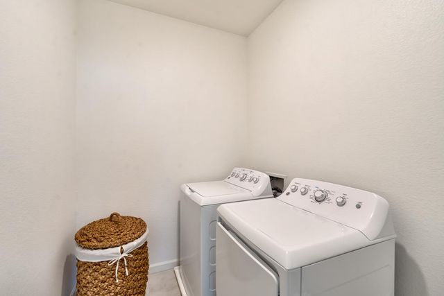 148 Terrawood Ct, Roseville, CA 95747