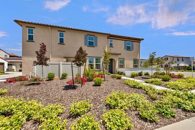 148 Terrawood Ct, Roseville, CA 95747