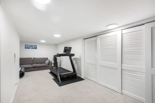 2140 Walnut Court, Glenview, IL 60025
