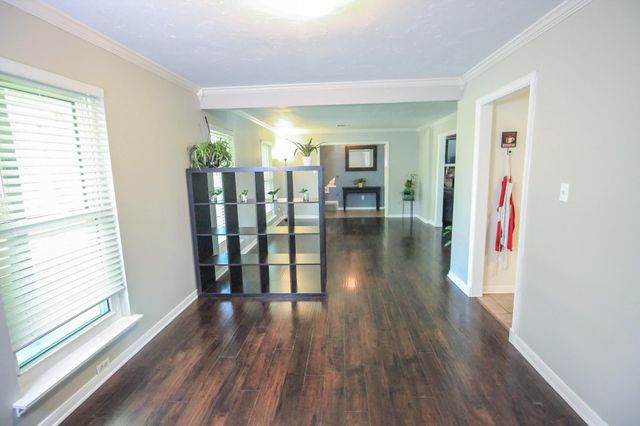 1111 Appleford Drive, Seabrook, TX 77586