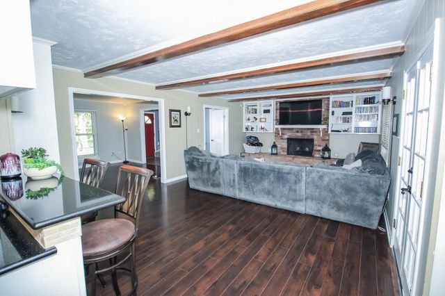 1111 Appleford Drive, Seabrook, TX 77586