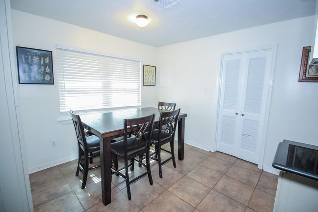 1111 Appleford Drive, Seabrook, TX 77586