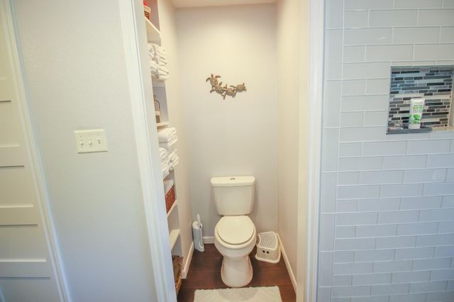1111 Appleford Drive, Seabrook, TX 77586