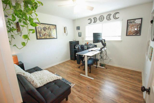 1111 Appleford Drive, Seabrook, TX 77586