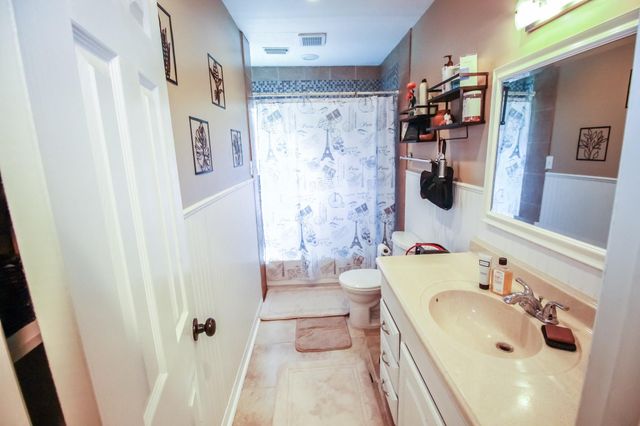 1111 Appleford Drive, Seabrook, TX 77586