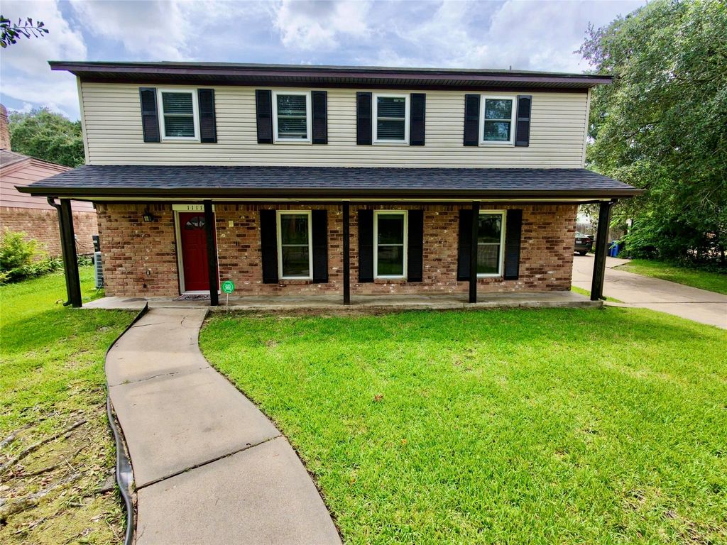 1111 Appleford Drive, Seabrook, TX 77586