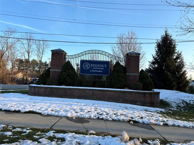 27 Dutch Court, Wappingers Falls, NY 12590