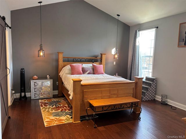 27 Dutch Court, Wappingers Falls, NY 12590