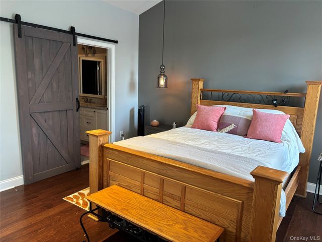 27 Dutch Court, Wappingers Falls, NY 12590