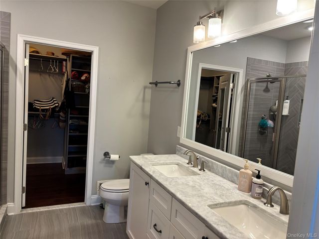 27 Dutch Court, Wappingers Falls, NY 12590