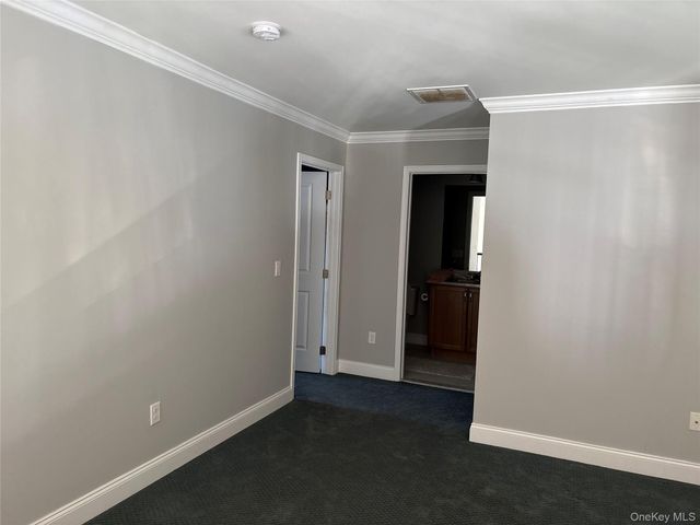 27 Dutch Court, Wappingers Falls, NY 12590