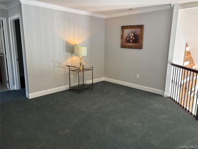 27 Dutch Court, Wappingers Falls, NY 12590