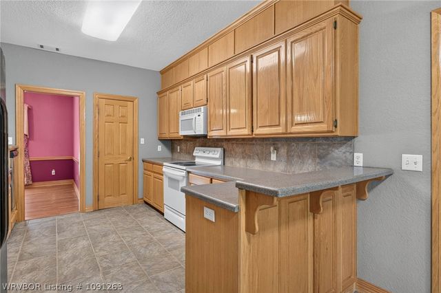7215 Kensington Court, Fort Smith, AR 72903