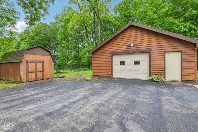 10373 WHISPERING WINDS, Indianapolis, IN 46234