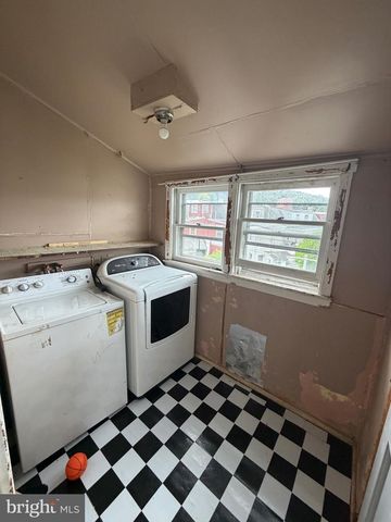 320 MILLER ST, Reading, PA 19602