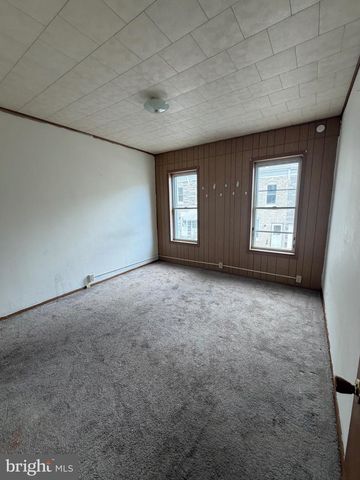 320 MILLER ST, Reading, PA 19602