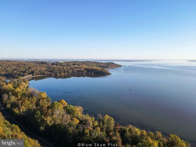 2252 RED PINE LOOP, Dumfries, VA 22026