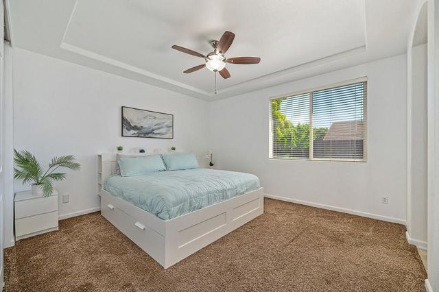 9226 Lucchesi Dr, Sacramento, CA 95829