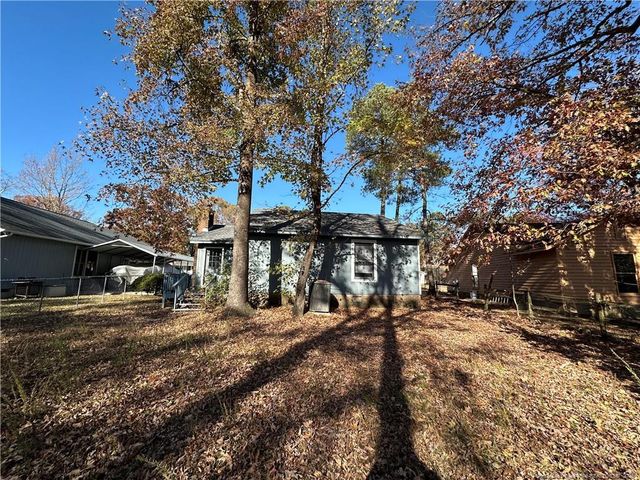 6031 Harmon Place, Fayetteville, NC 28314